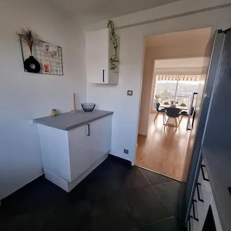 Calme Avec Vue アパート オーシュ